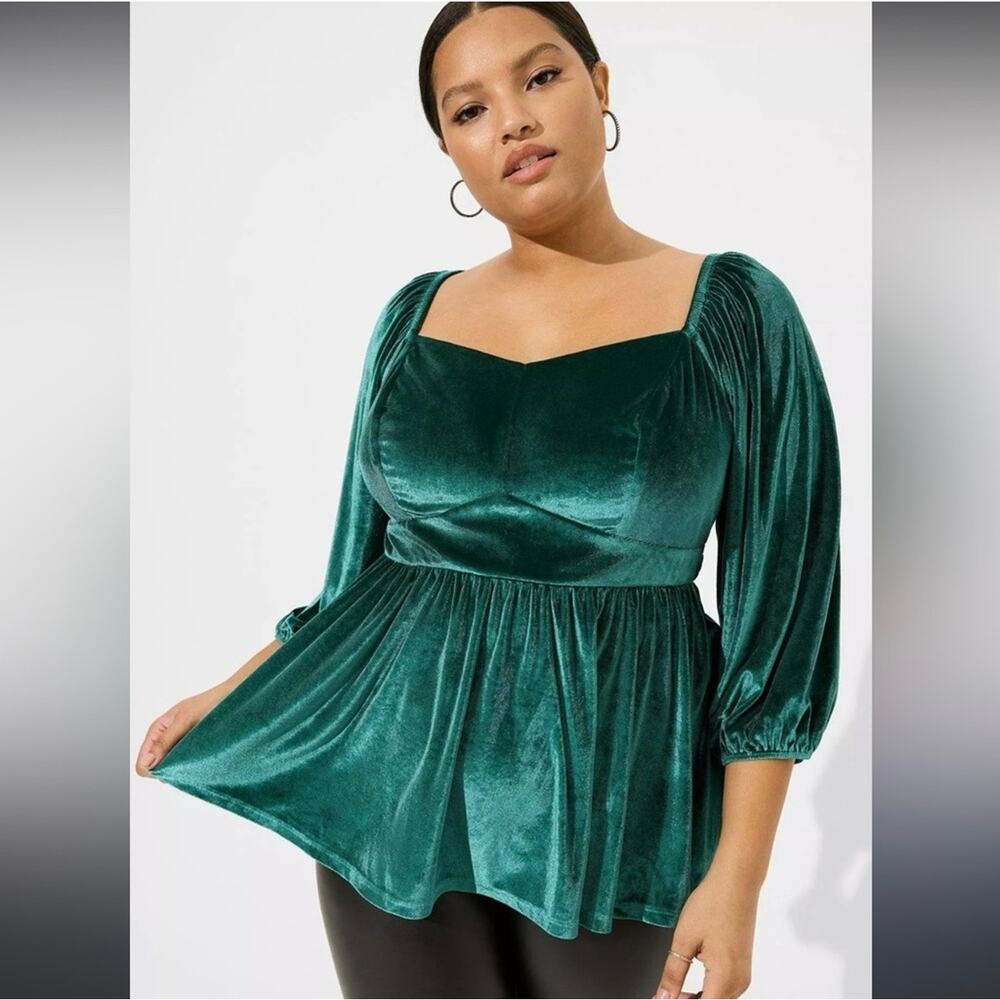 Torrid Green Velvet Peplum Top - Size 1